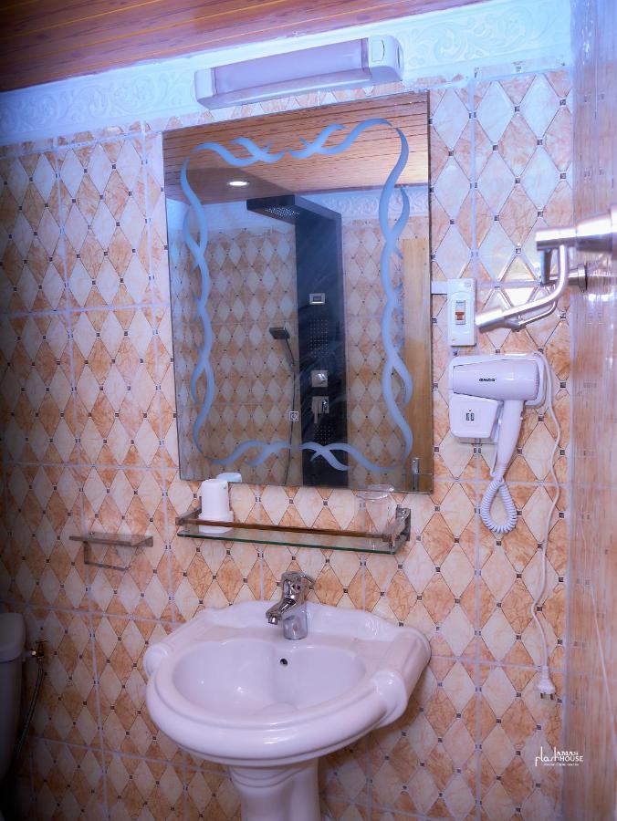 Naiveli-Palm Appartement Meuble Sobre Et Chic ドゥアラ エクステリア 写真