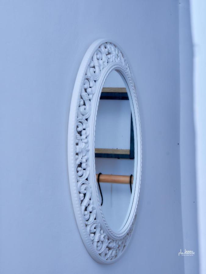 Naiveli-Palm Appartement Meuble Sobre Et Chic ドゥアラ エクステリア 写真