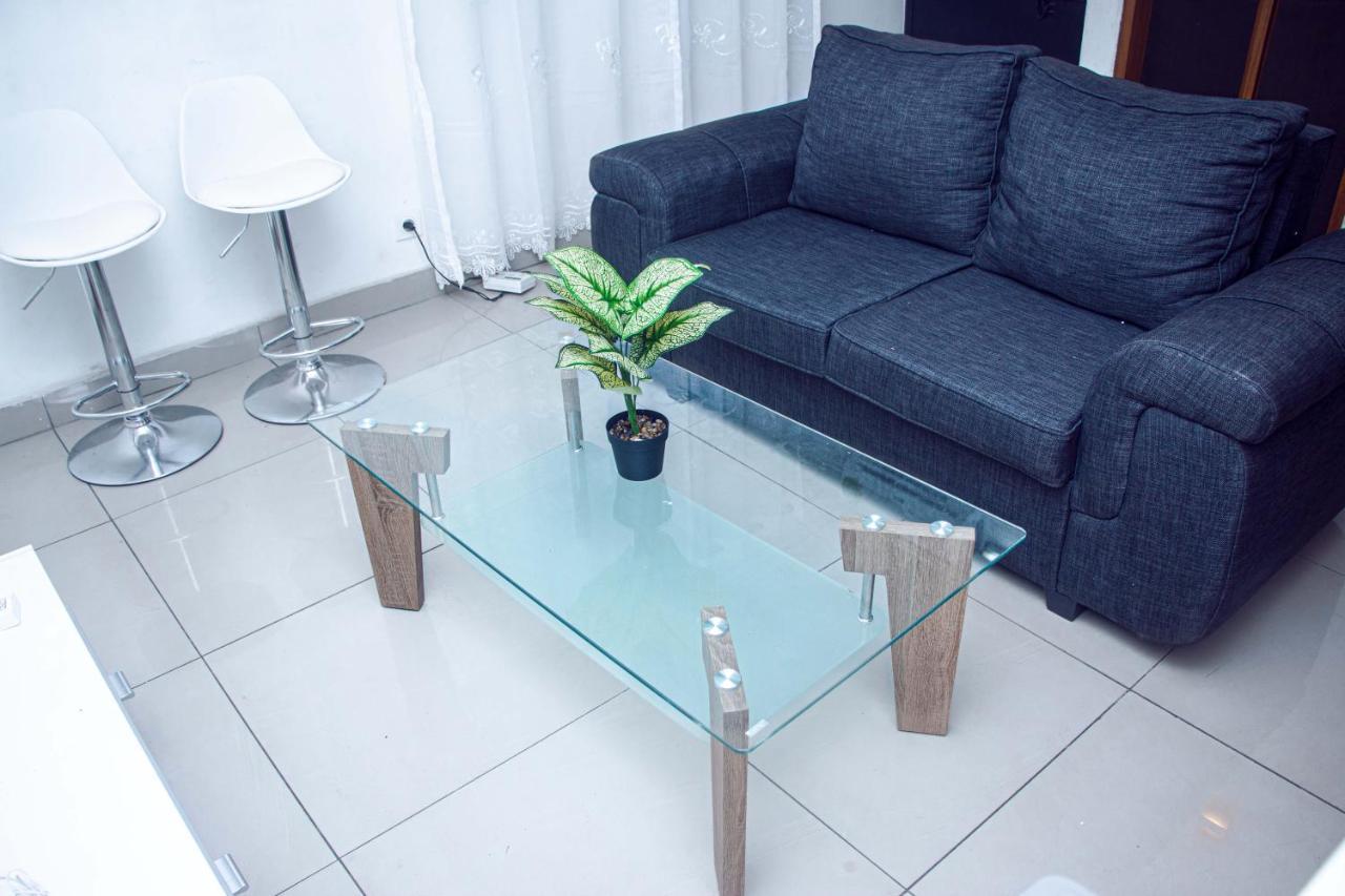 Naiveli-Palm Appartement Meuble Sobre Et Chic ドゥアラ エクステリア 写真