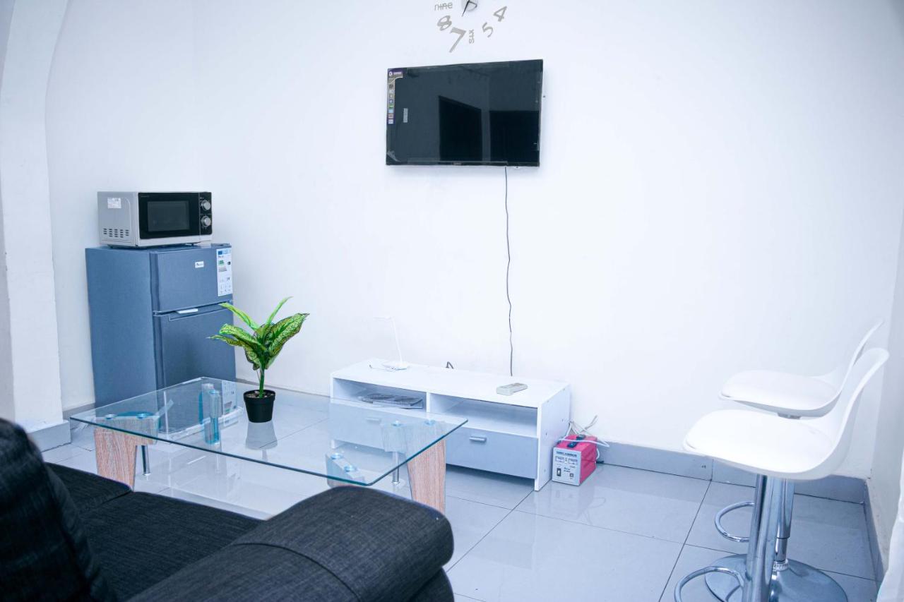 Naiveli-Palm Appartement Meuble Sobre Et Chic ドゥアラ エクステリア 写真