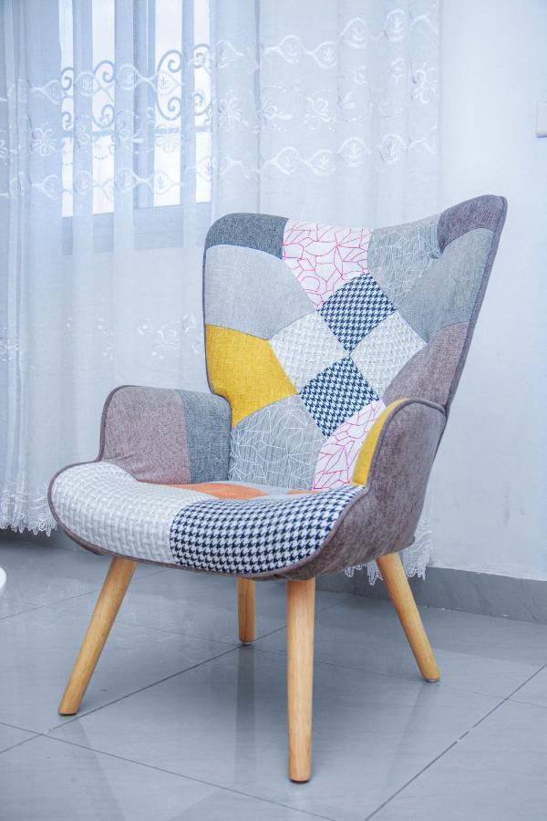 Naiveli-Palm Appartement Meuble Sobre Et Chic ドゥアラ エクステリア 写真
