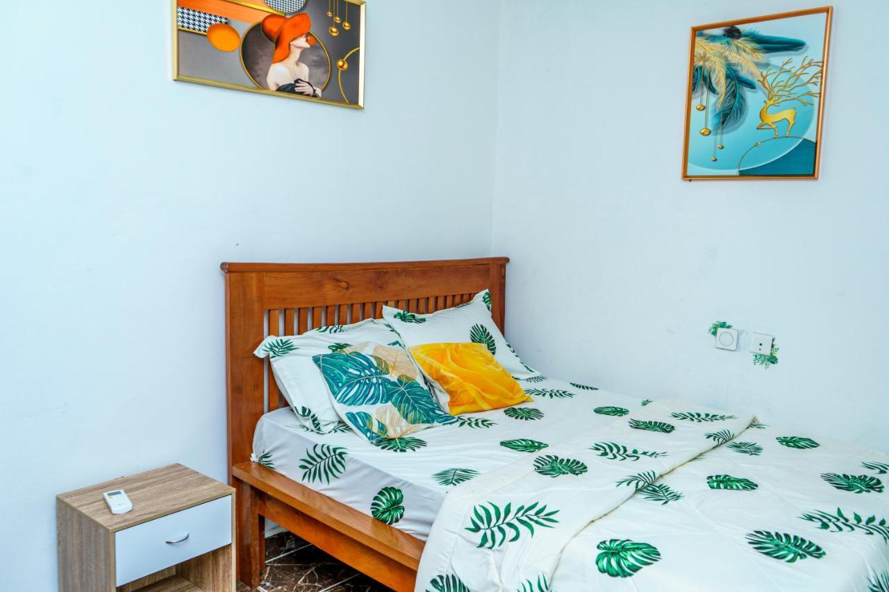 Naiveli-Palm Appartement Meuble Sobre Et Chic ドゥアラ エクステリア 写真