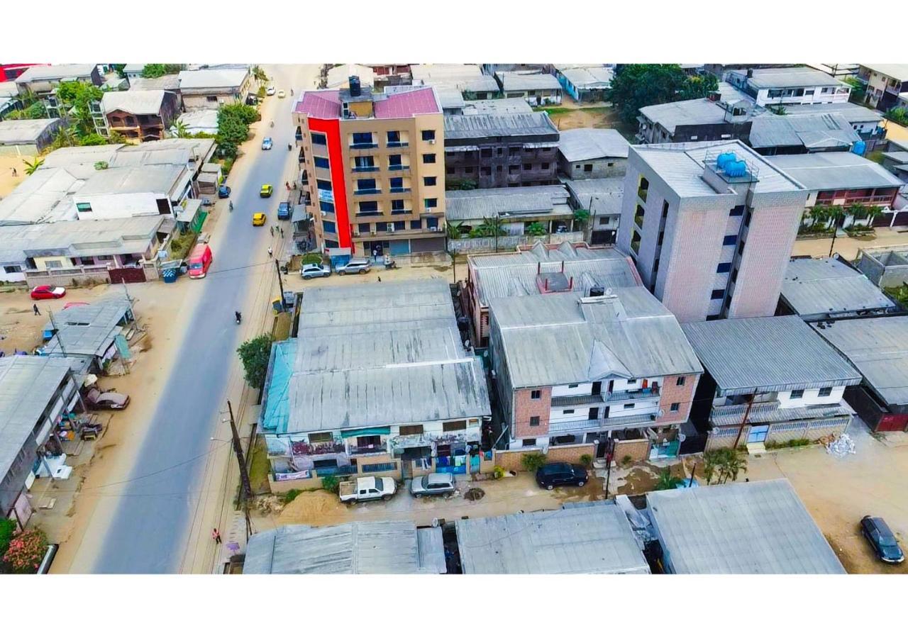 Naiveli-Palm Appartement Meuble Sobre Et Chic ドゥアラ エクステリア 写真